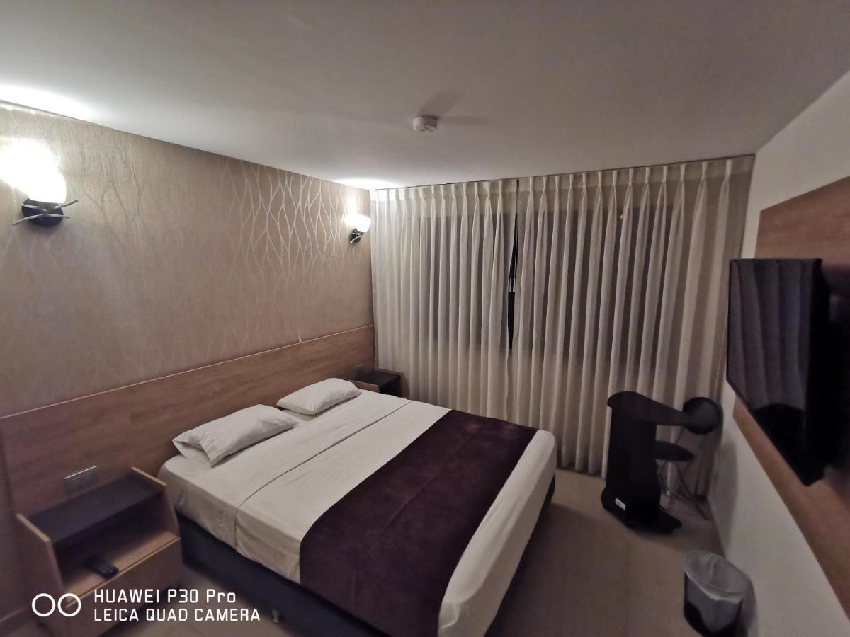 Hotel Lindsay Manizales Buitenkant foto